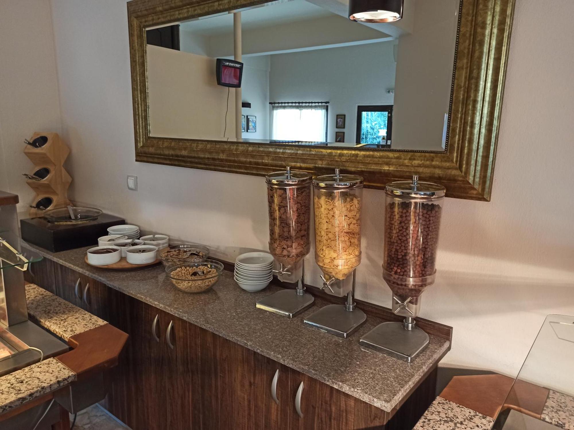 Kalyves Polygyrou Kalives Resort מראה חיצוני תמונה